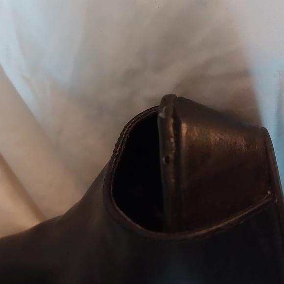 BCBG open toe boots - Picture 9 of 10